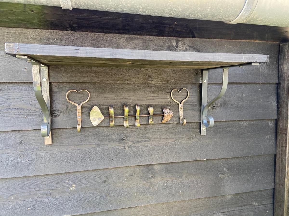 Strandhuis De Zeeparel Met Hottub เพทเทิน ภายนอก รูปภาพ