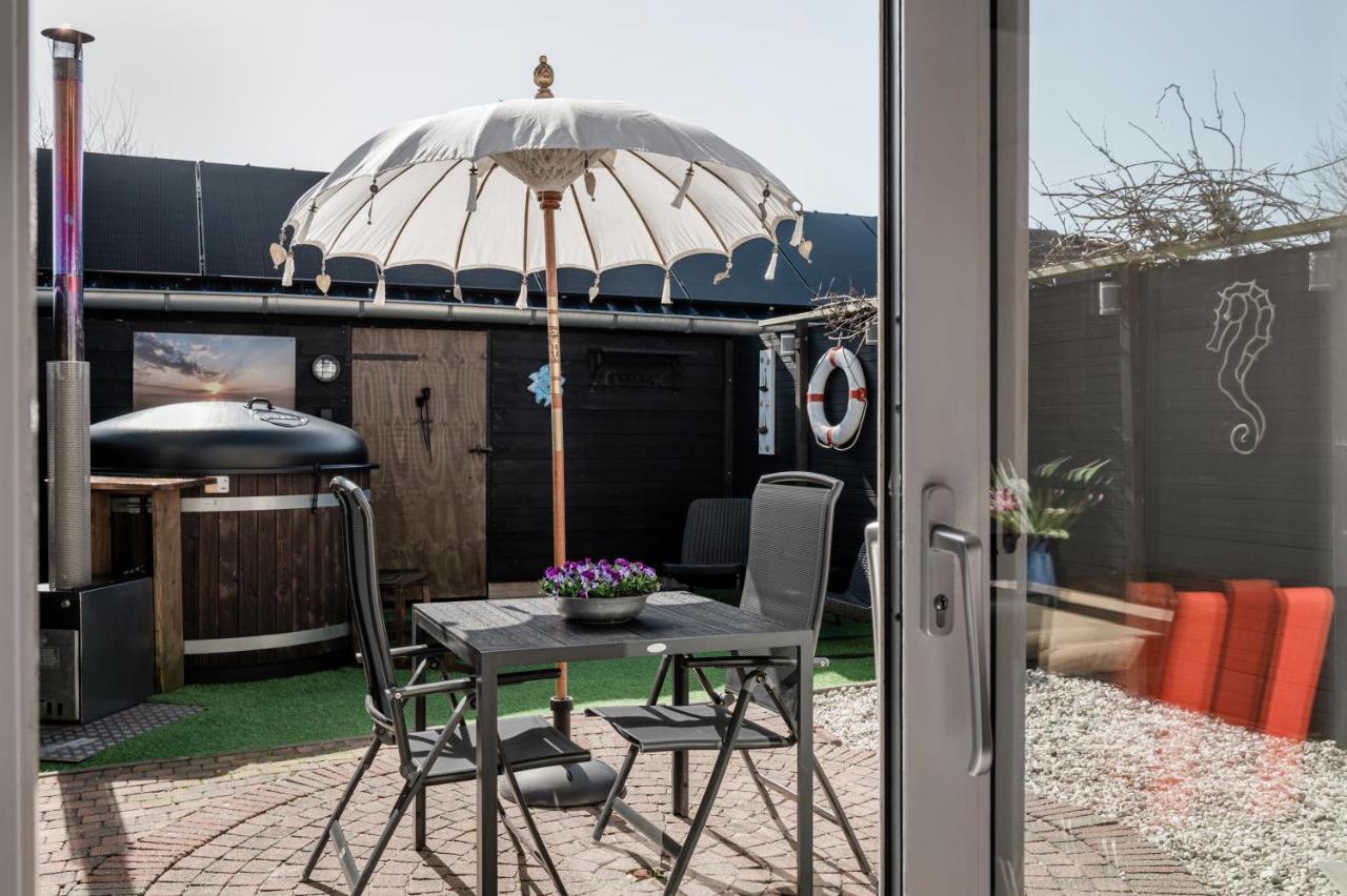 Strandhuis De Zeeparel Met Hottub เพทเทิน ภายนอก รูปภาพ